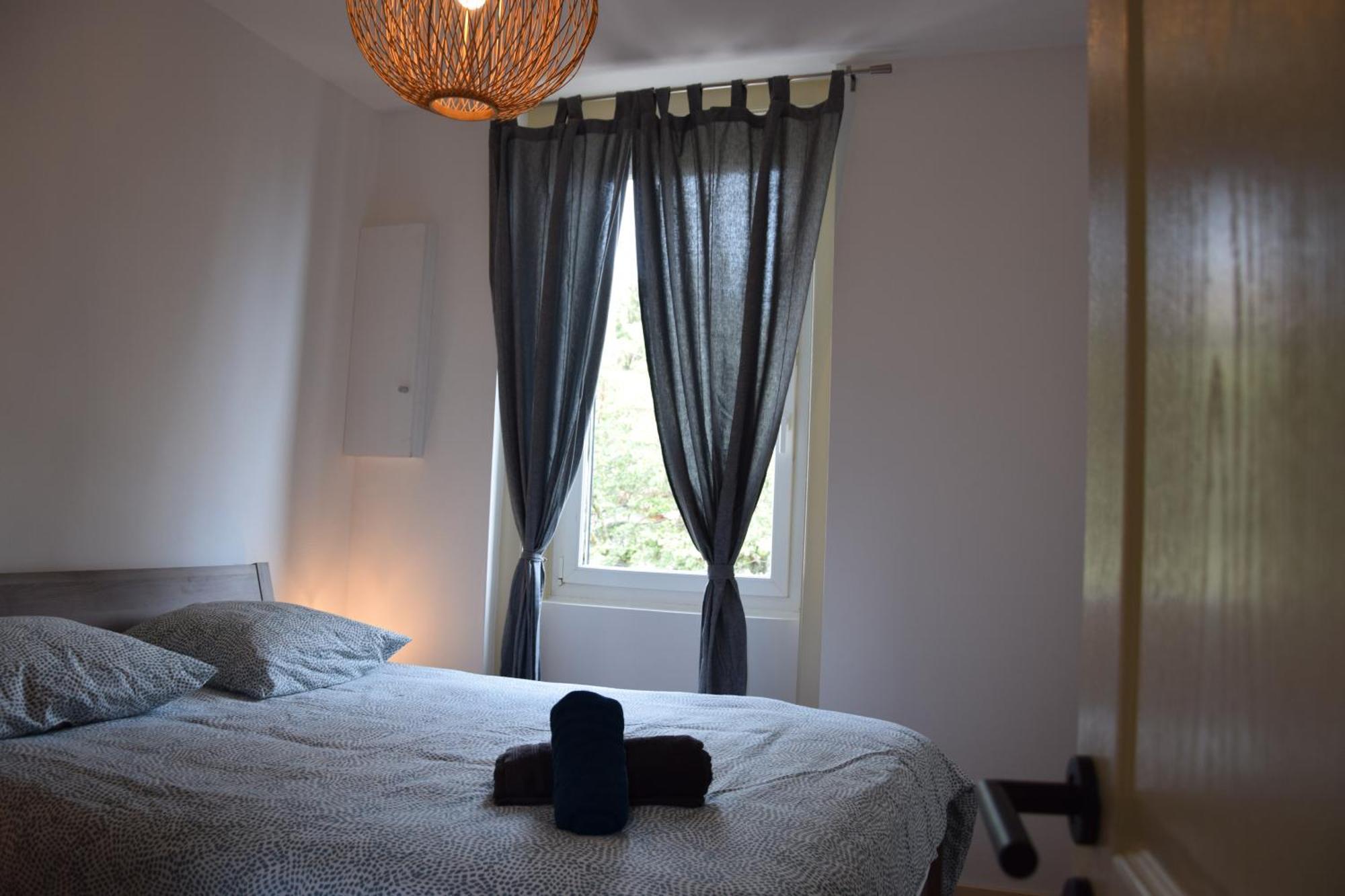 Elegant T2 A Bron, Tramway A 2Min, Box Parking, 4Personnes公寓 外观 照片